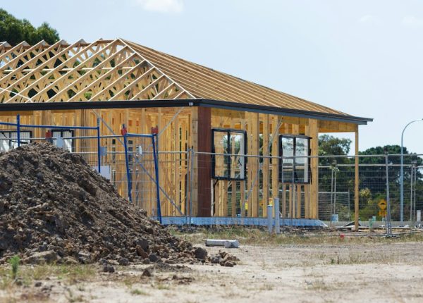 House under construction - 10 cubic yard dumpster projects